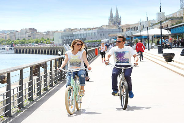 Bordeaux in bici