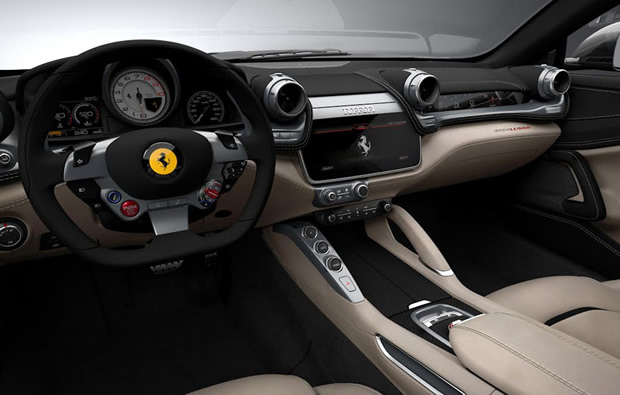Ferrari GTC4Lusso plancia