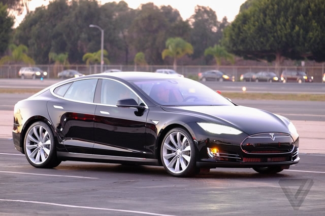 Tesla S P85D