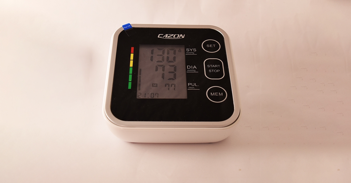 Misuratore di pressione sanguigna Cazon