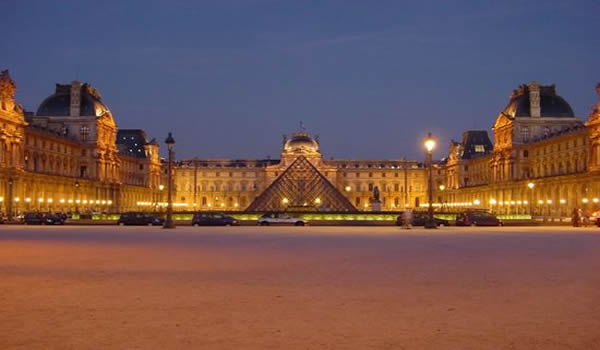 Parigi Museo di Louvre